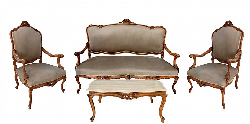 Σετ Καθιστικού Louis XV με Ξυλόγλυπτα Μοτίβα – Έπιπλα Εποχής στυλ (0001) Σετ Καθιστικού Louis XV με Ξυλόγλυπτα Μοτίβα – Έπιπλα Εποχής στυλ (0001)