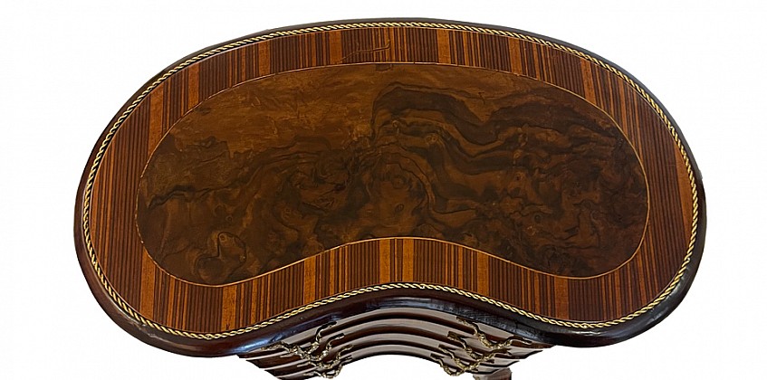 Κομοδίνο φασόλι (1026) stock ΚΟΜΟΔΙΝΑ ΚΛΑΣΙΚΑ LOUIS XV Κομοδίνο φασόλι (1026) stock ΚΟΜΟΔΙΝΑ ΚΛΑΣΙΚΑ LOUIS XV