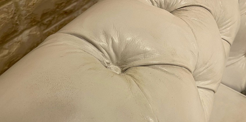 Gymnasium Chesterfield καναπές 240 cm Dirty white
