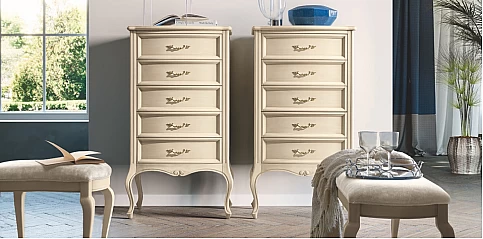 Κλασική συρταριέρα ψηλή σε εκρού πατίνα VERDI (VEIV5)