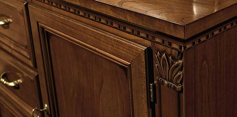 Βιτρίνα κλασική 3 πόρτες και συρτάρια σε κερασιά TREVISO (TRE4) ΒΙΤΡΙΝΑ