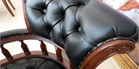 Πολυθρόνα γραφείου περιστρεφόμενη μαύρη (310M)