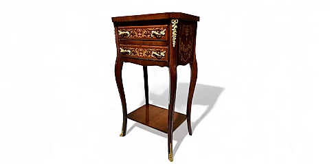 Κλασικό Κομοδίνο-Τραπεζάκι Louis Kenz - Χειροποίητο με Μαρκετερί (1093M) Κλασικό Κομοδίνο-Τραπεζάκι Louis Kenz - Χειροποίητο με Μαρκετερί (1093M)