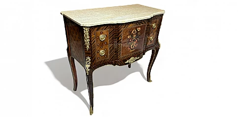 Κλασικό έπιπλο-Κομότα Λουϊ Κένζ (Louis Kenz) (0001)