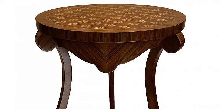 Τραπεζάκι κλασικό με καπλαμά σε μοτίβο λουλουδιών (0008)-ΤΡΑΠΕΖΑΚΙΑ ΛΑΜΠΑΣ Louis XV