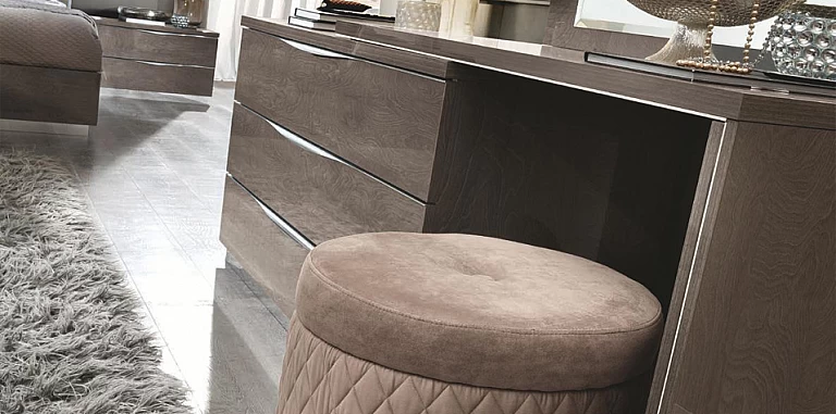 Τουαλέτα κρεβατοκάμαρας γκρι PLATINUM (PLAT) ΤΟΥΑΛΕΤΑ ΚΡΕΒΑΤΟΚΑΜΑΡΑΣ Τουαλέτα κρεβατοκάμαρας γκρι PLATINUM (PLAT) ΤΟΥΑΛΕΤΑ ΚΡΕΒΑΤΟΚΑΜΑΡΑΣ