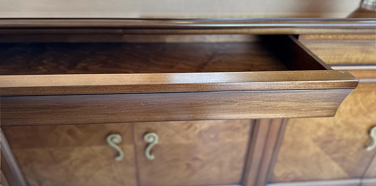 Μπουφές Ελληνικός (0210) ΜΠΟΥΦΕΣ