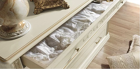 Συρταριέρα δαπέδου σε εκρού λάκα SIENA (ARENA)