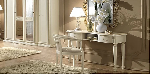 Γραφείο κλασικό κουρμπέ εκρού πατίνα (SIENA)