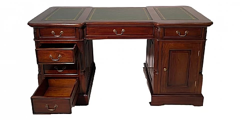 Γραφείο Αγγλίας με top σε πράσινο δέρμα και χρυσοτυπίες (150P) Γραφείο Αγγλίας με top σε πράσινο δέρμα και χρυσοτυπίες (150P)