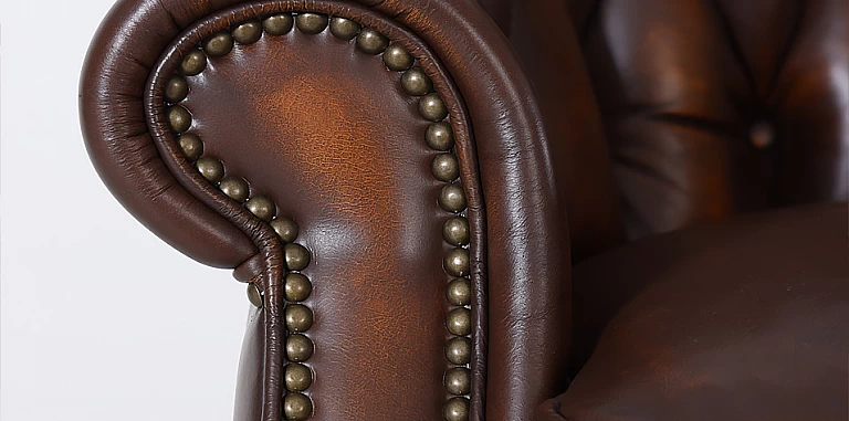 Περιστρεφόμενη δερμάτινη πολυθρόνα (42RB) ΠΟΛΥΘΡΟΝΑ ΓΡΑΦΕΙΟΥ Περιστρεφόμενη δερμάτινη πολυθρόνα (42RB) ΠΟΛΥΘΡΟΝΑ ΓΡΑΦΕΙΟΥ