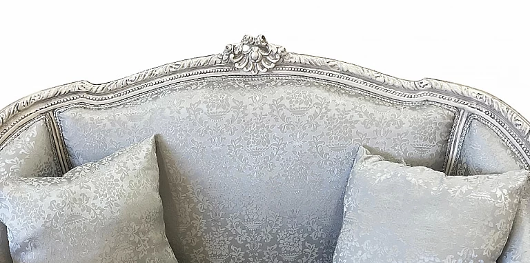 Διθέσιος Καναπές με Σκάλισμα σε Λευκ΄ή Πατίνα εποχής Λουί Κένζ (A016A)- ΣΑΛΟΝΑΚΙ Louis XV