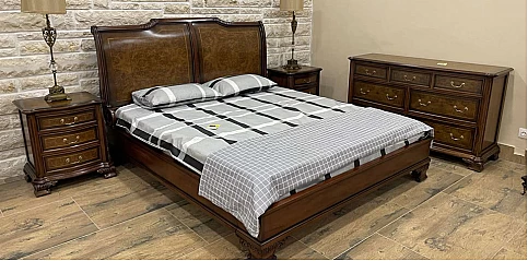 Κλασικό κρεβάτι σε μασίφ ξύλο LOUVRE (SB15)  Κλασικό κρεβάτι σε μασίφ ξύλο LOUVRE (SB15)