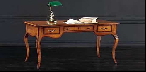 Γραφείο κλασικό ξύλινο (0353)  Γραφείο κλασικό ξύλινο (0353)