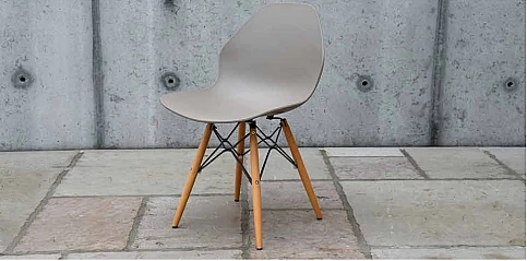 Μοντέρνα καρέκλα σε γκρι (0907)