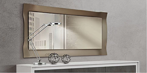 Καθρέφτης σε smoked-bronze απόχρωση (1847)