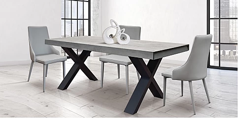 Ανοιγόμενο τραπέζι σε μοντέρνο στυλ (1826)