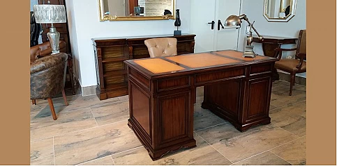 Γραφείο Ardingly (PR06) Γραφείο Ardingly (PR06)