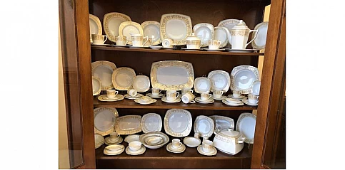 Σερβίτσιο φαγητού (0015)