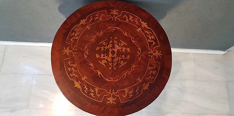 Τραπεζάκι ροτόντα με μαρκιτερί (1037-R) ΤΡΑΠΕΖΑΚΙΑ ΛΑΜΠΑΣ Louis XV