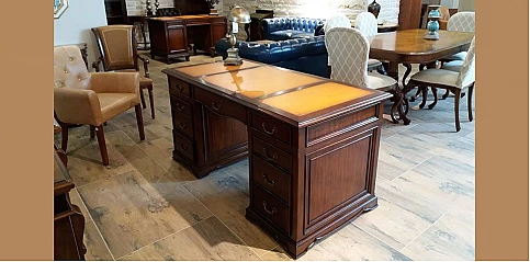 Γραφείο Ardingly (PR06) Γραφείο Ardingly (PR06)