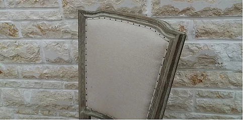 Καρέκλα ντεκαπέ (E696)