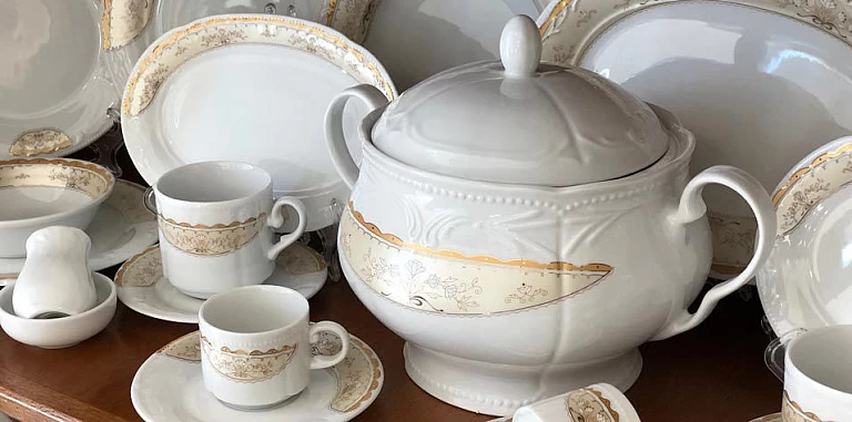 Σερβίτσιο 128 τεμαχίων (0018)- ΣΕΡΒΙΤΣΙΑ ΠΙΑΤΩΝ & ΣΕΤ ΤΣΑΙ