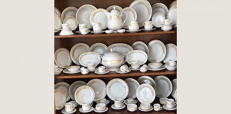 Σερβίτσιο 128 τεμαχίων (0018)- ΣΕΡΒΙΤΣΙΑ ΠΙΑΤΩΝ & ΣΕΤ ΤΣΑΙ