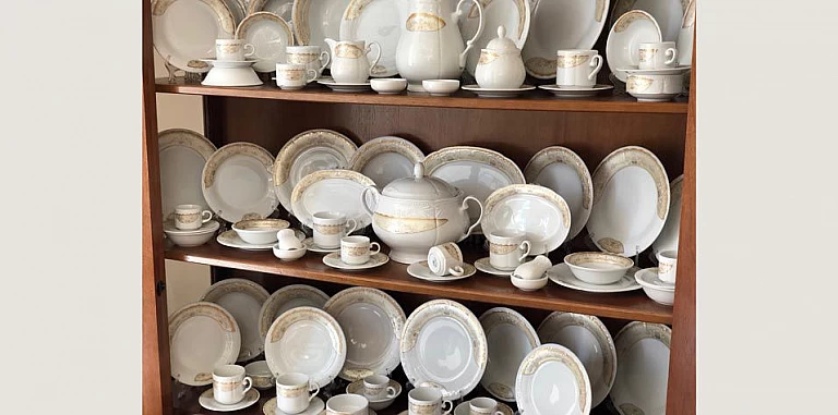 Σερβίτσιο 128 τεμαχίων (0018)- ΣΕΡΒΙΤΣΙΑ ΠΙΑΤΩΝ & ΣΕΤ ΤΣΑΙ