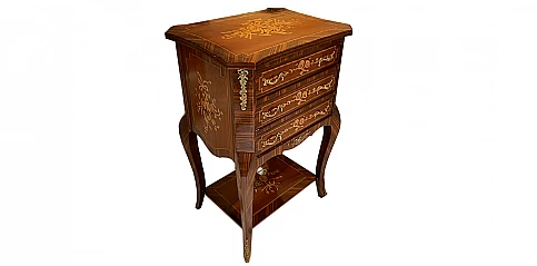 Κομοδίνο κλασικό τετράγωνο μαρκετερί (1034M) Κομοδίνο κλασικό τετράγωνο μαρκετερί (1034M)