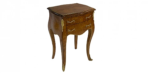 Κομοδίνο κλασικό σε ρίζα ελιάς (2027)