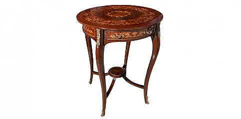 Κλασικό τραπεζάκι λάμπας (1518)